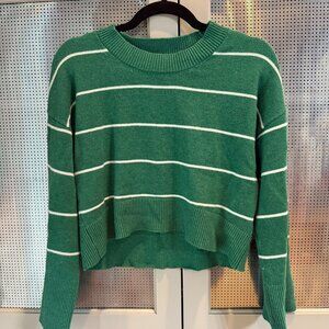 Hippy Rose Blue Bell Sleeve Crop Sweater Size M